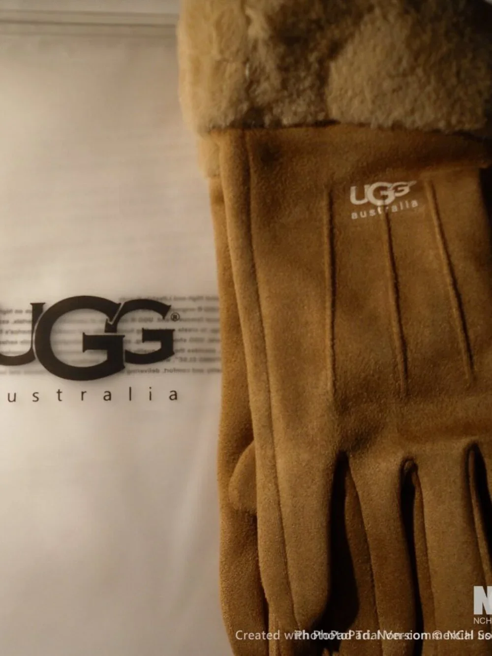 UGG Women's Beige Touchscreen Gloves – New